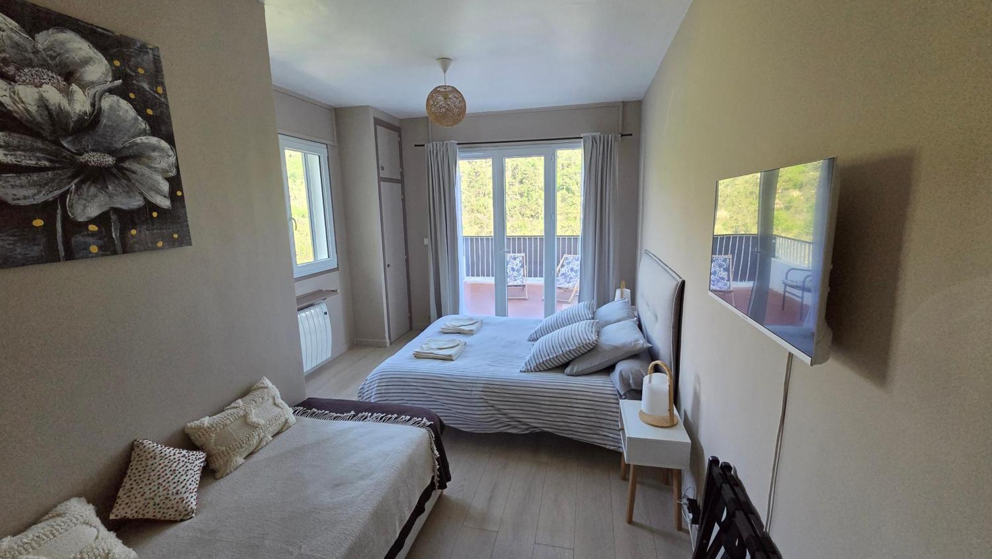 Le Domaine De La Feuilleraie Bed & Breakfast Coaraze Екстериор снимка